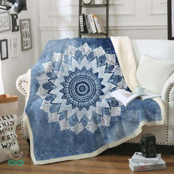 Plaid Douillet En Polaire Fleur De Lotus - Decoration