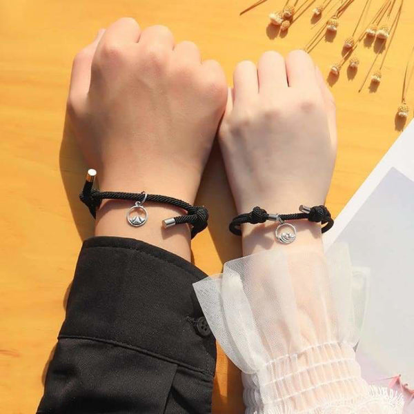 Bracciale Duo 'Oltre le montagne e gli oceani'.
